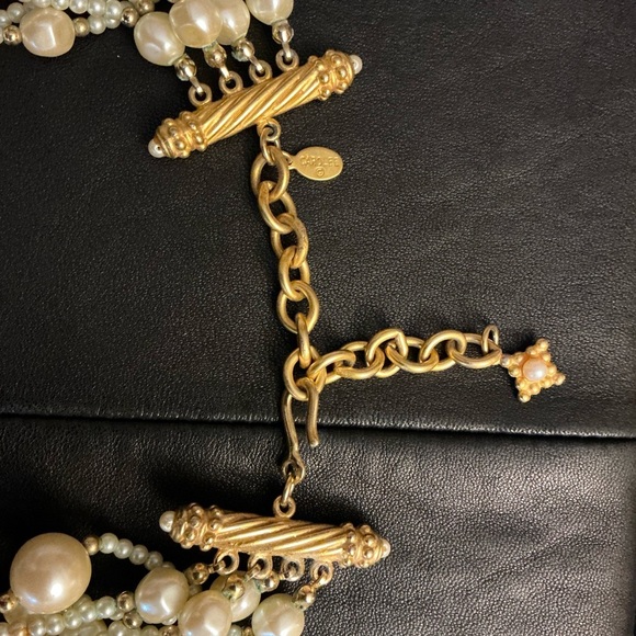 CAROLEE Multi-Strand Faux Pearl Statement Necklace – Vintage Gold-Tone Elegance - Picture 3 of 4